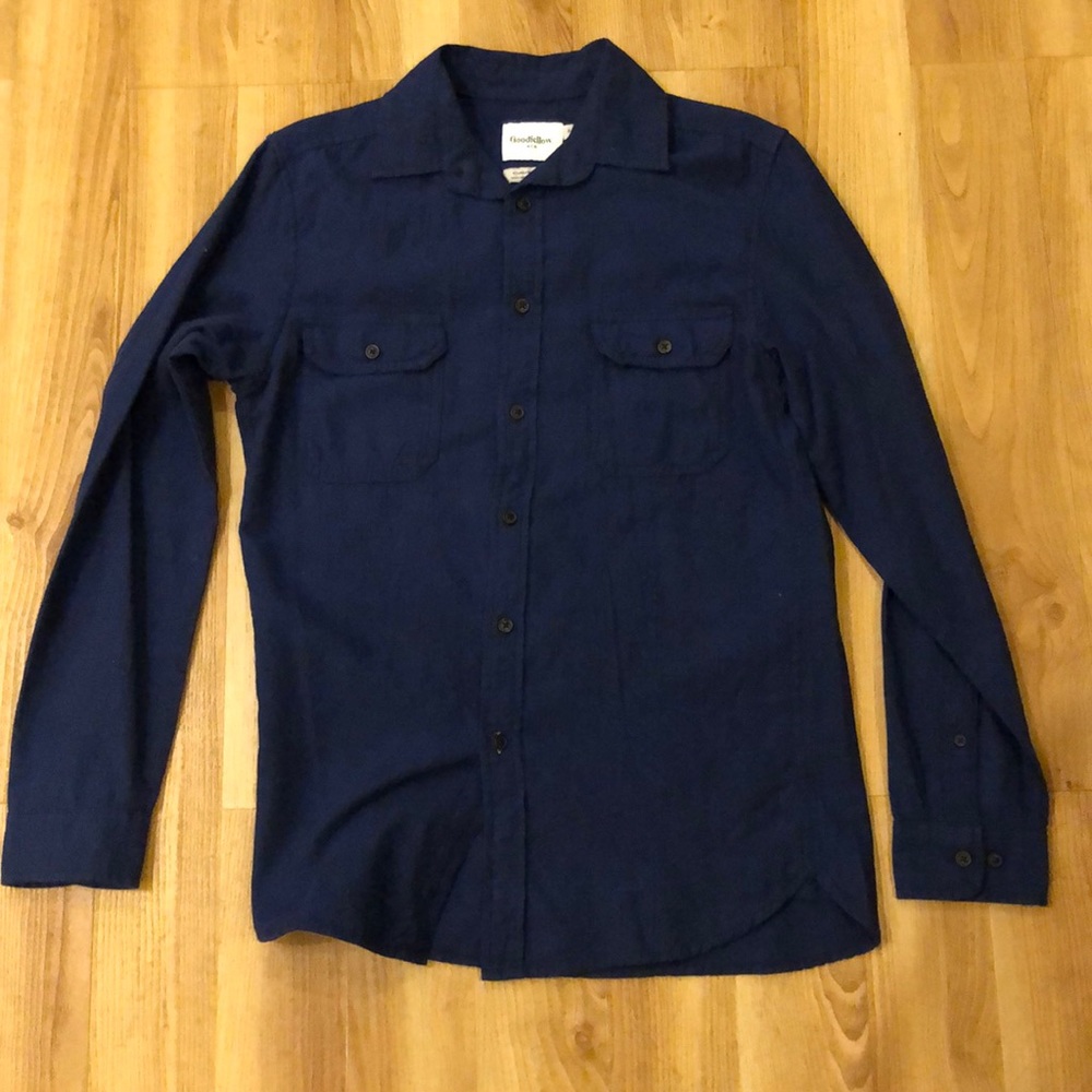 Men’s Goodfellow navy shirt